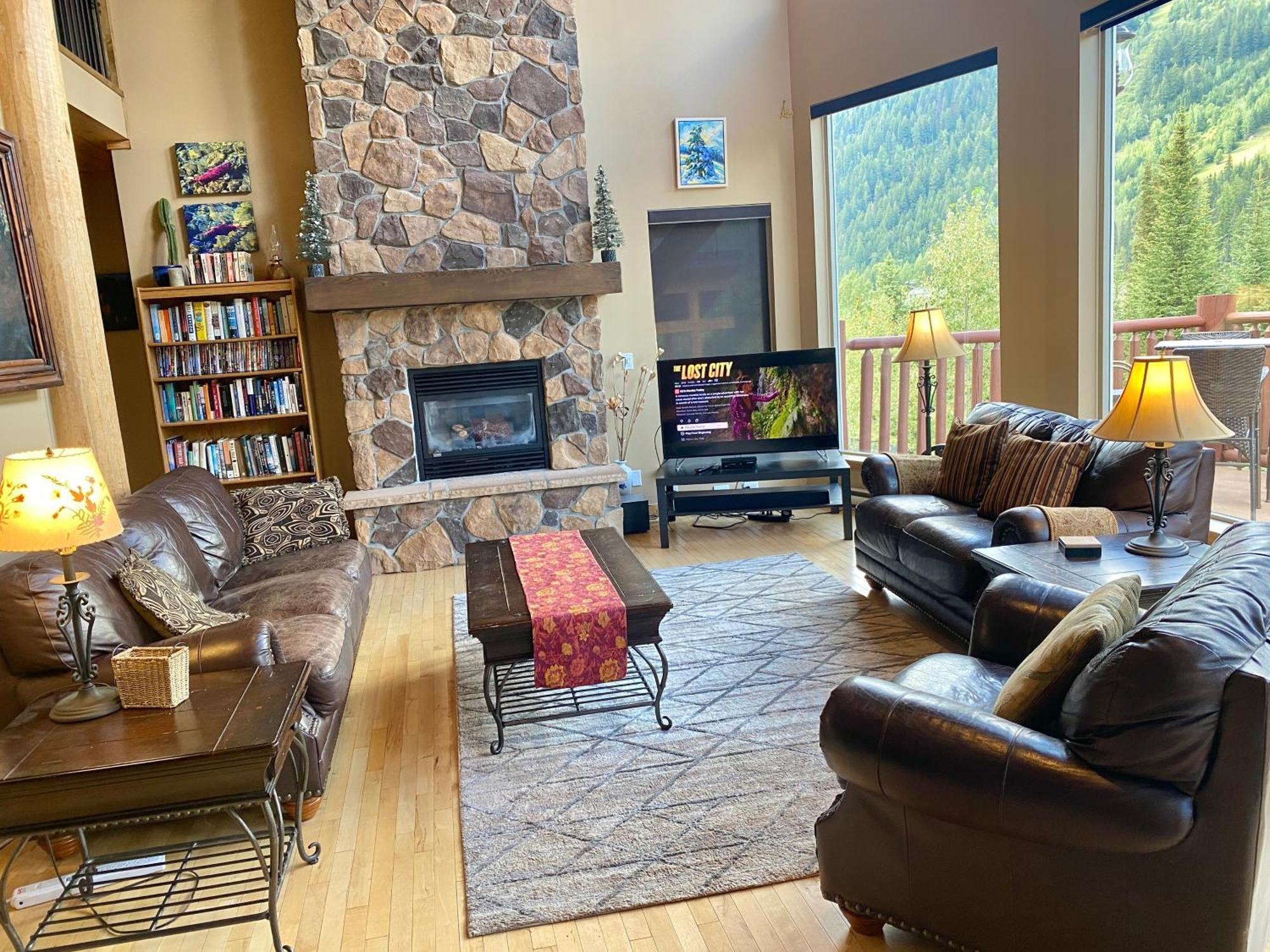 Morrisey Chalet At Sun Peaks Luaran gambar