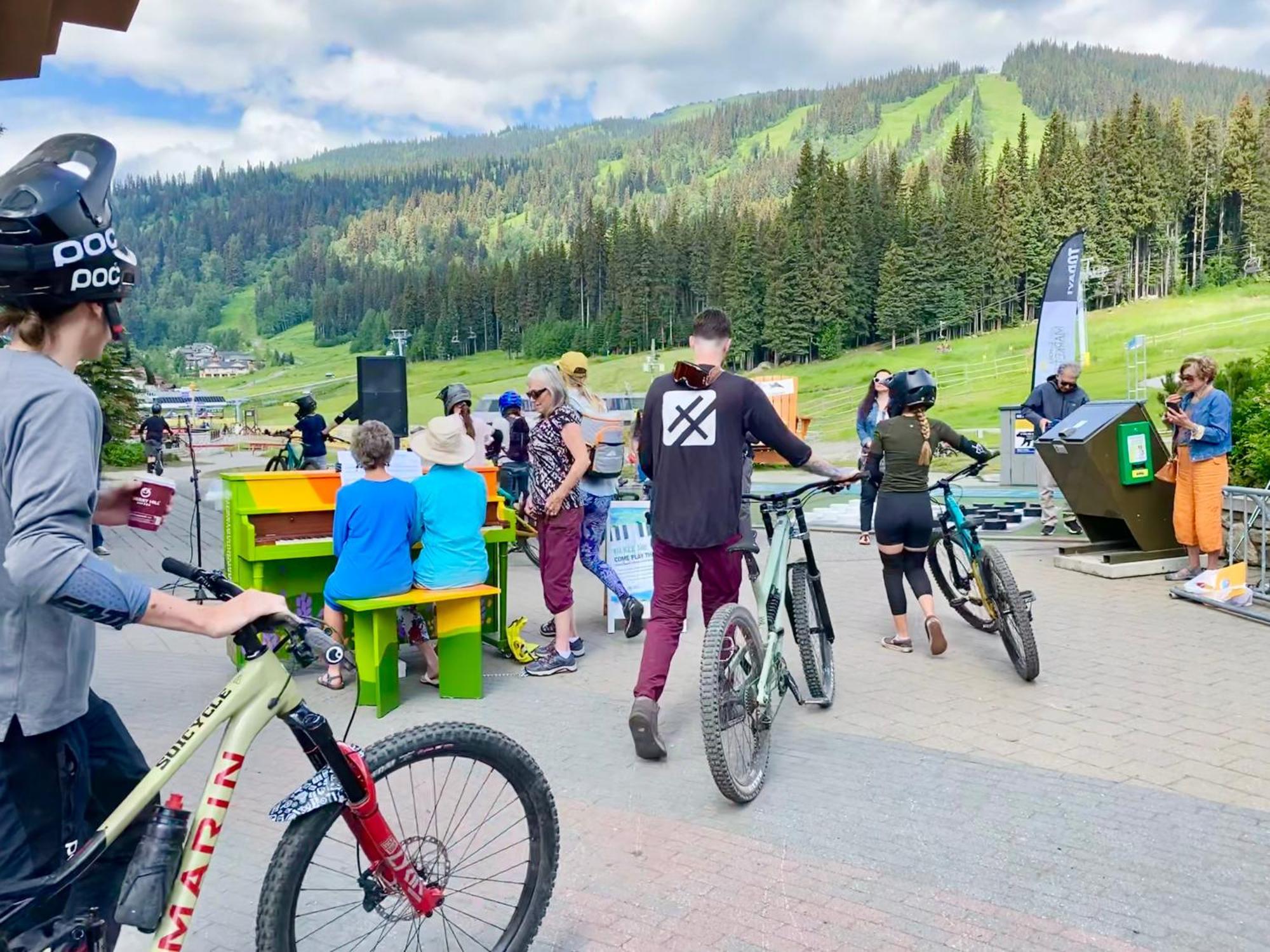 Morrisey Chalet At Sun Peaks Luaran gambar